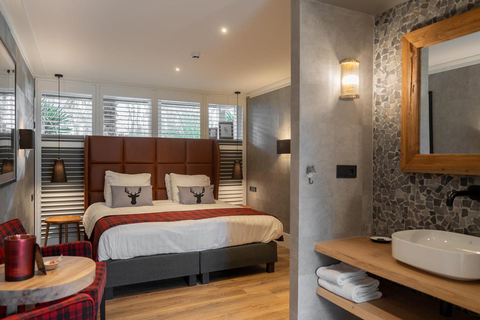 Badhotel Hotel